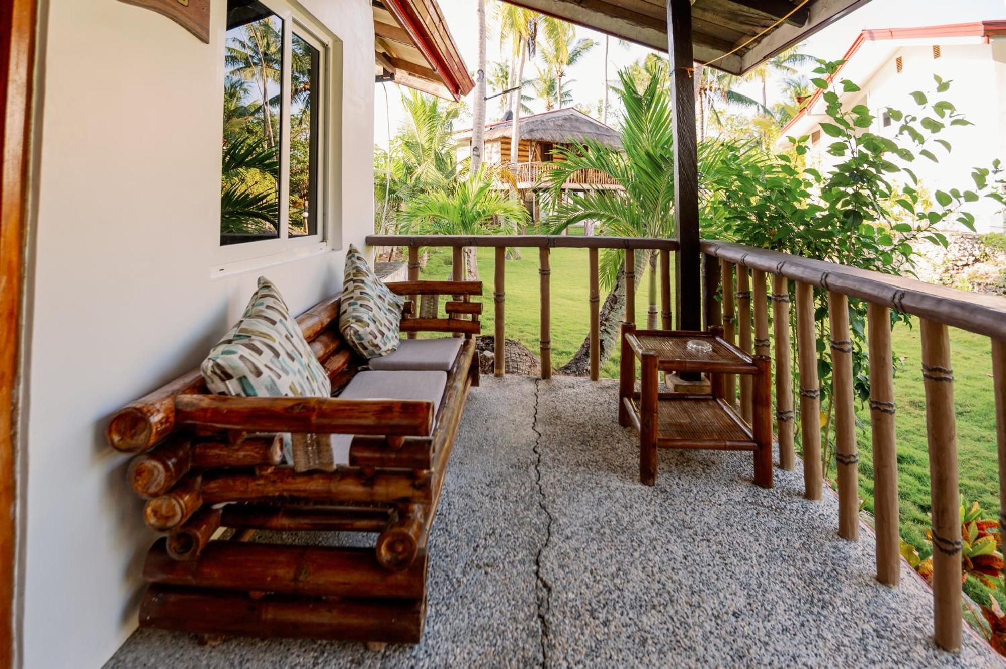 Polaris Beach And Dive Resort Inc Loon Exteriér fotografie