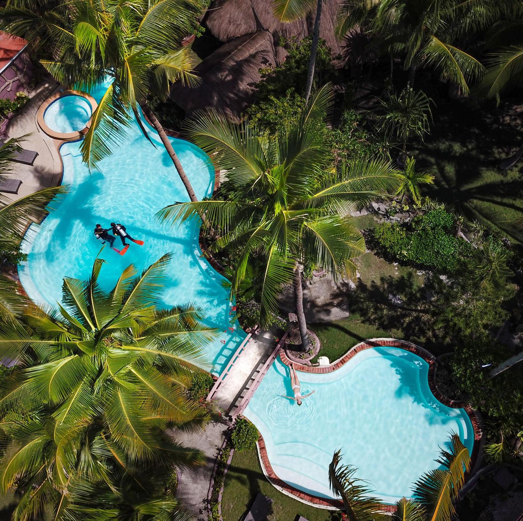 Polaris Beach And Dive Resort Inc Loon Exteriér fotografie